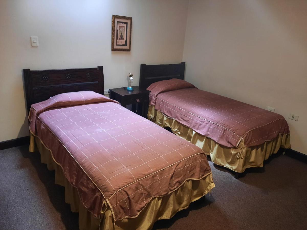 La Posada Cuencana Hotel Luaran gambar